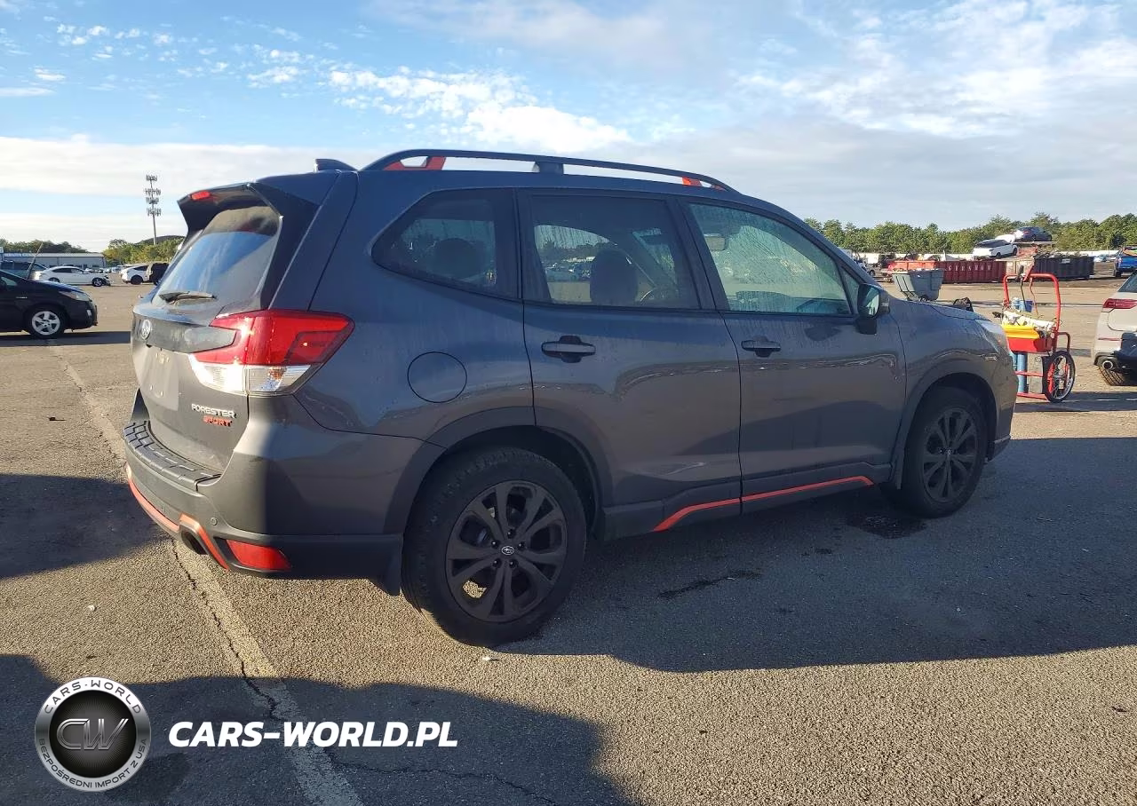 2021 Subaru Forester Sport VIN:JF2SKARC2MH426111 - 3