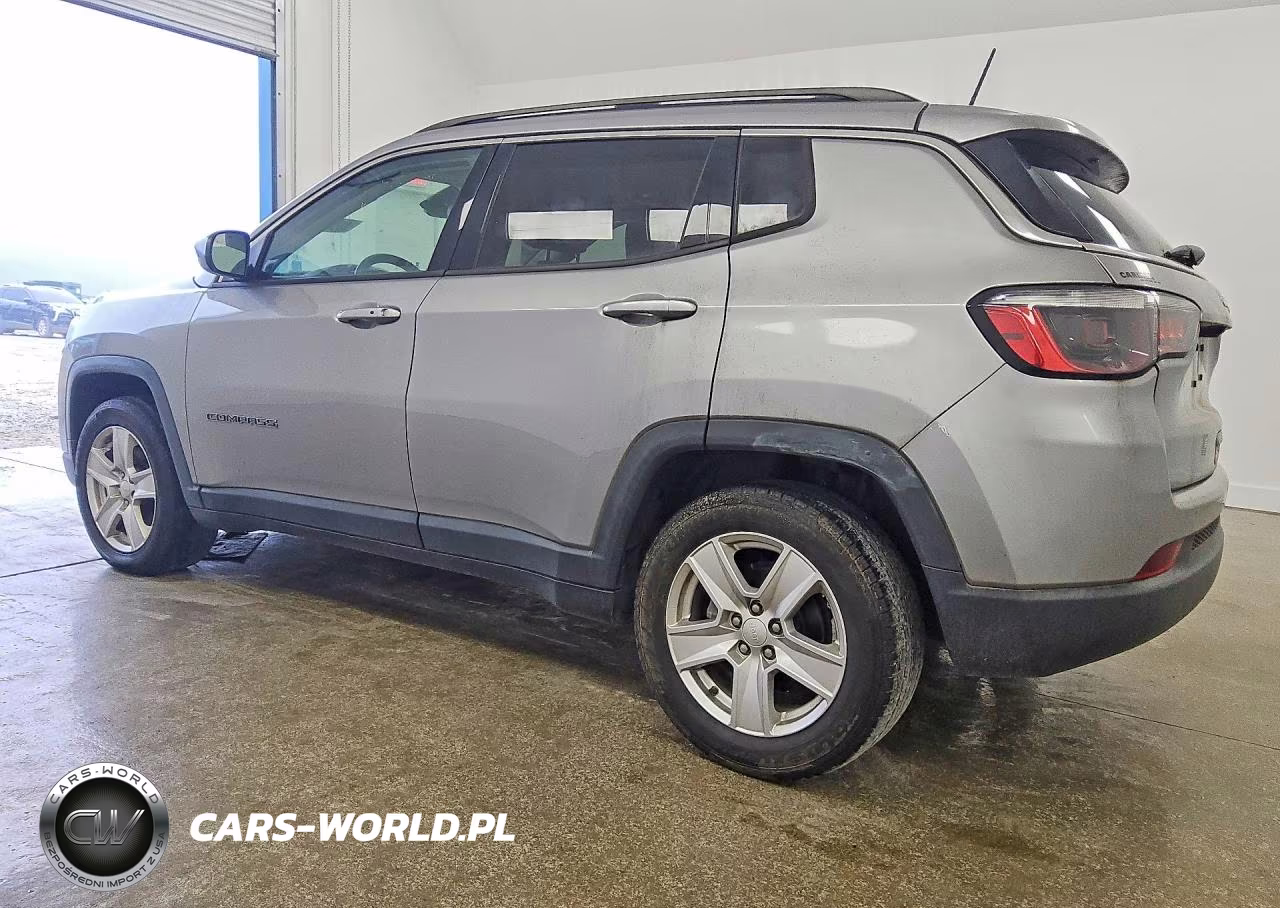 2022 Jeep Compass Latitude VIN:3C4NJCBBXNT156320 - 2