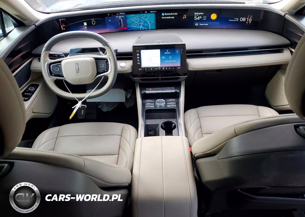 2025 Lincoln Nautilus Premiere VIN:5LMPJ8JA8SJ935886 - 8