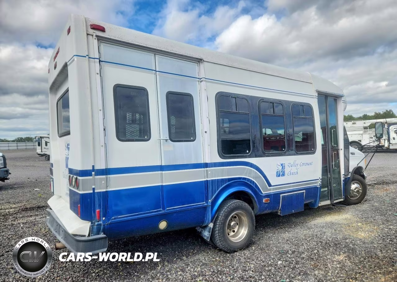 2003 Ford Econoline E450 Super Duty Cutaway Van VIN:1FDXE45S03HA68625 - 3