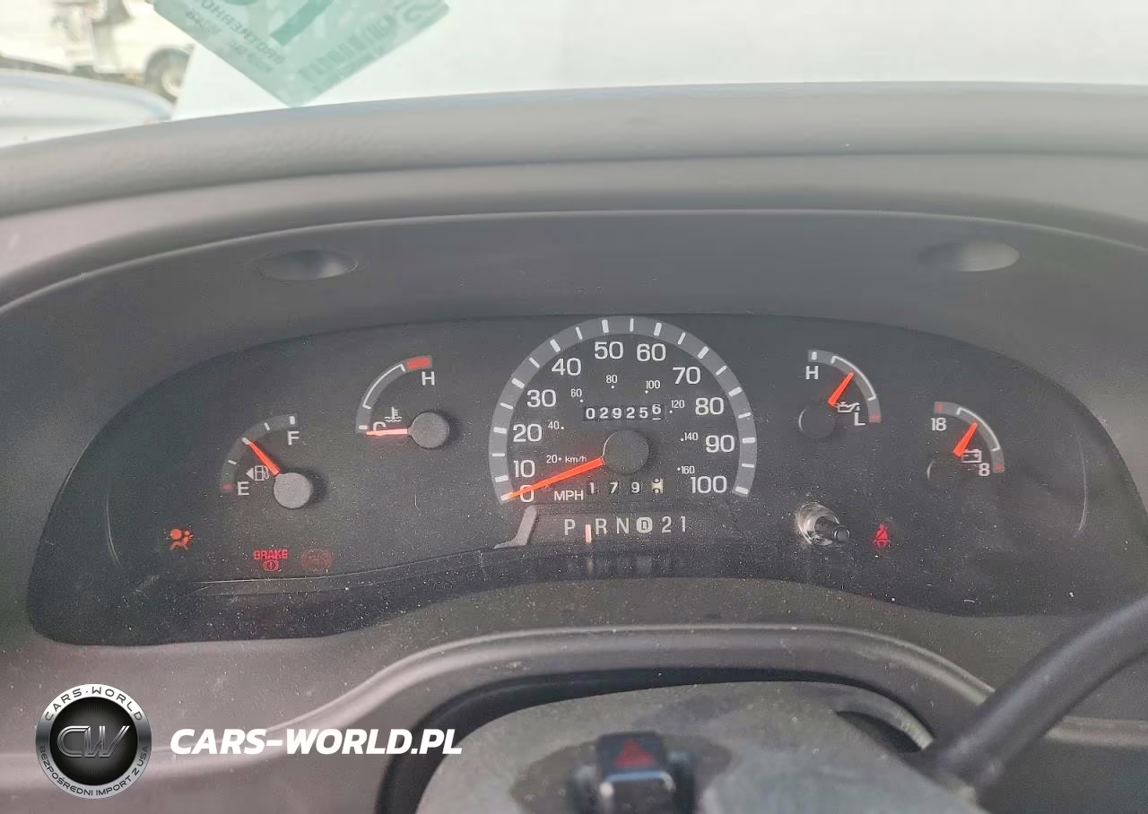 2003 Ford Econoline E450 Super Duty Cutaway Van VIN:1FDXE45S03HA68625 - 9