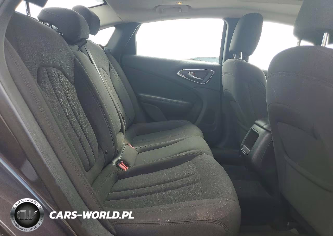 2015 Chrysler 200 Limited VIN:1C3CCCAB2FN525910 - 10