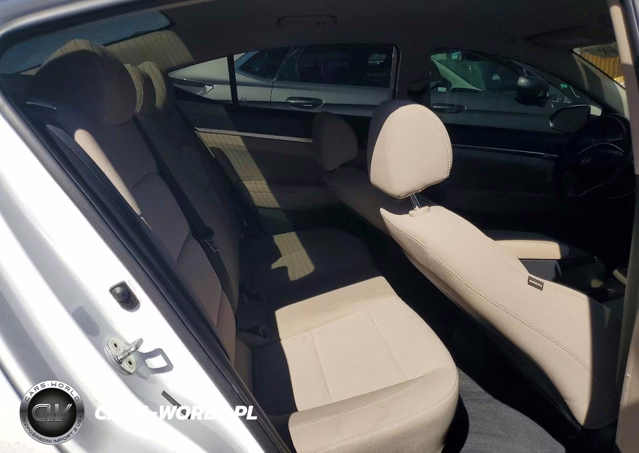 2020 Hyundai Elantra Sel VIN:5NPD84LF3LH508133 - 10