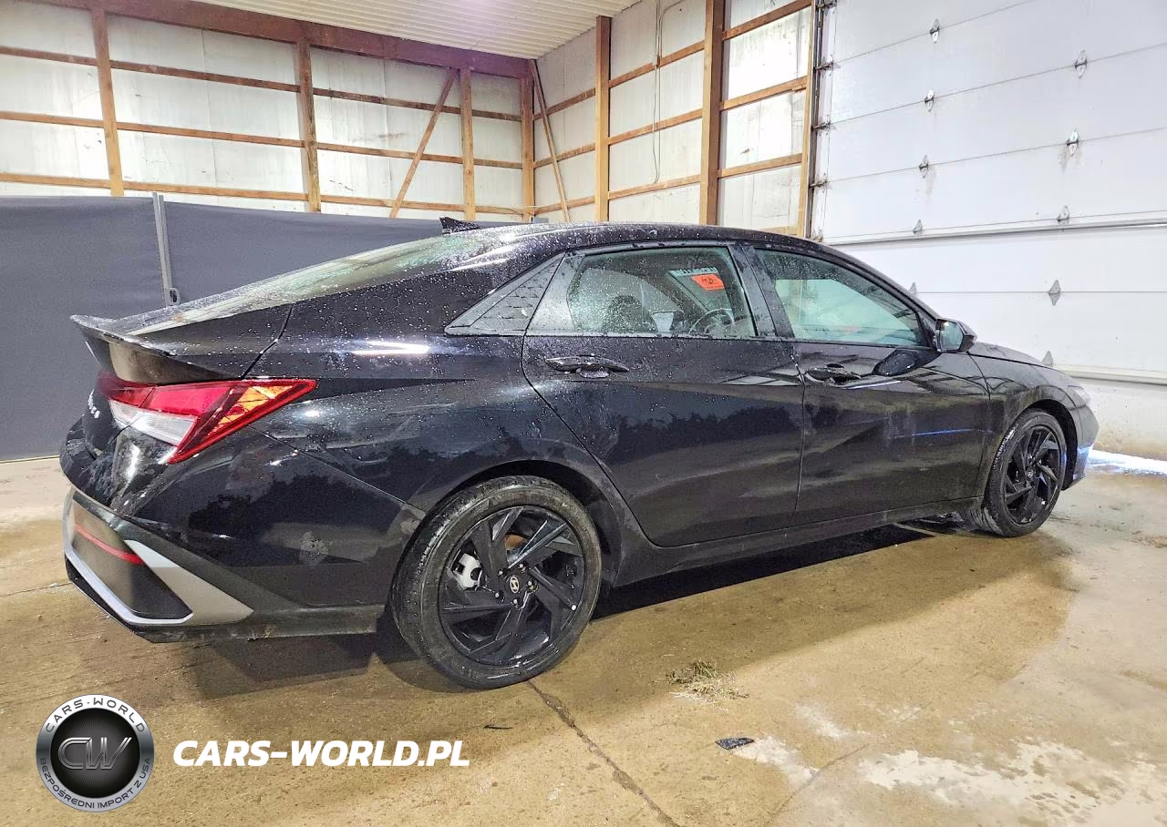 2026 Hyundai Elantra Sel Sport VIN:KMHLM4DG0TU249715 - 3