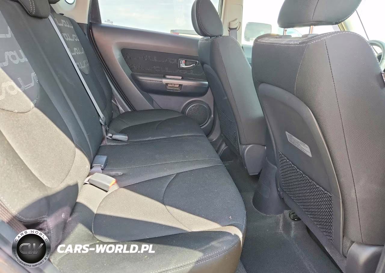 2012 Kia Soul + VIN:KNDJT2A68C7402841 - 10