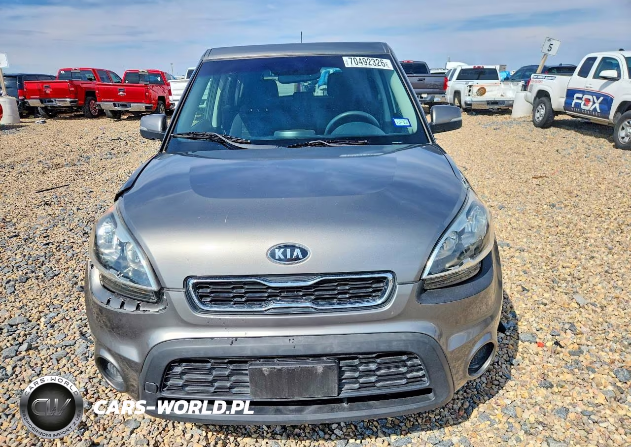 2012 Kia Soul + VIN:KNDJT2A68C7402841 - 5