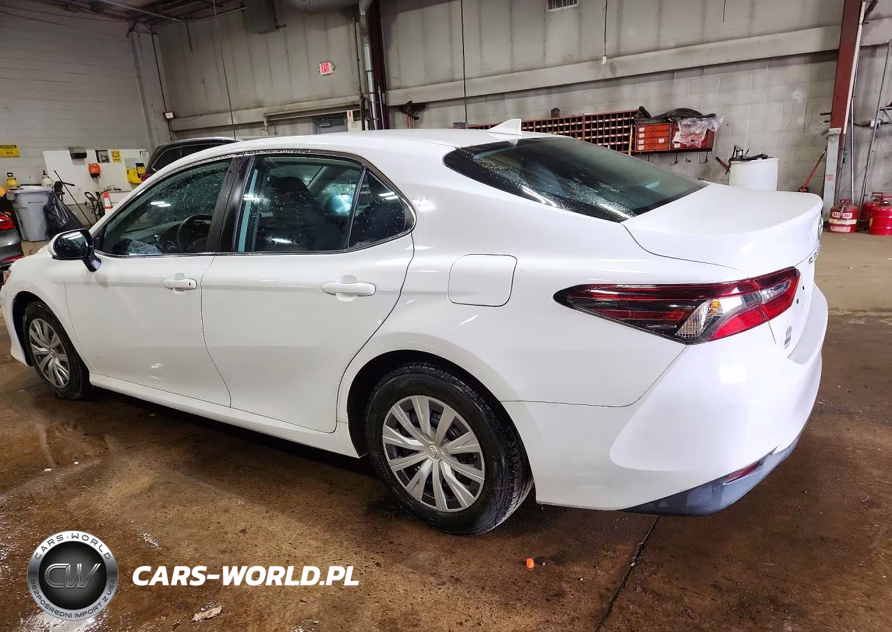 2022 Toyota Camry Le VIN:4T1C31AK6NU587505 - 2