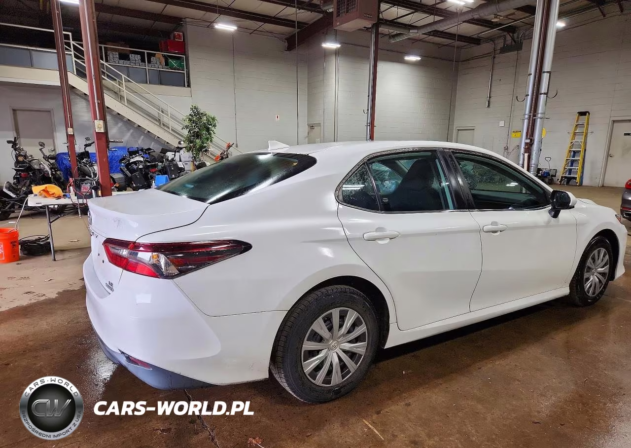 2022 Toyota Camry Le VIN:4T1C31AK6NU587505 - 3