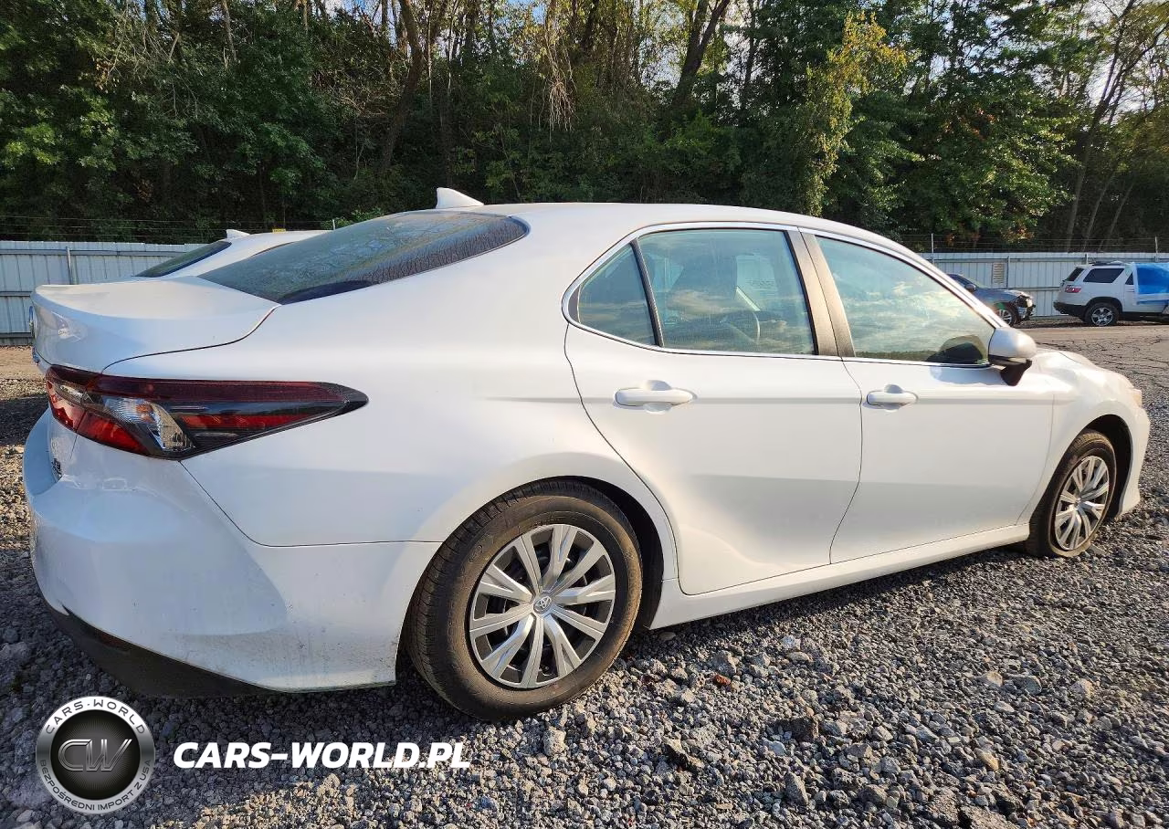 2023 Toyota Camry Le VIN:4T1C31AK7PU613337 - 3
