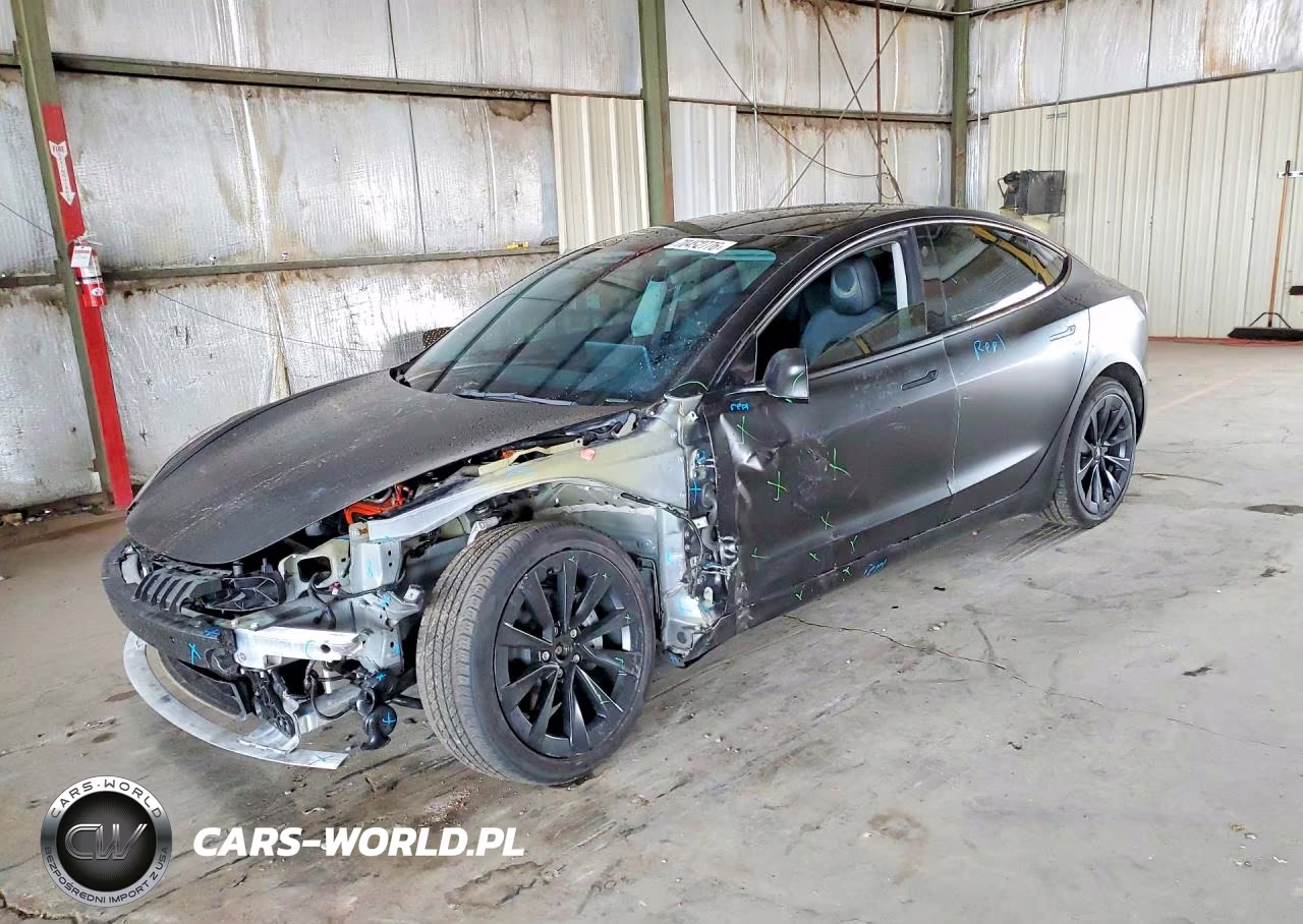 2023 Tesla Model 3 – zdjęcie 1 z 12