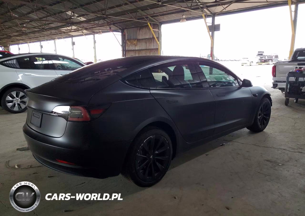 2023 Tesla Model 3 VIN:5YJ3E1EB8PF386323 - 3
