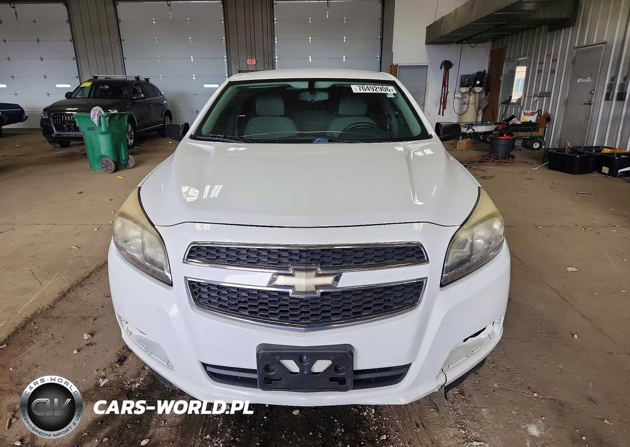 2013 Chevrolet Malibu Ls VIN:1G11B5SAXDF182920 - 5