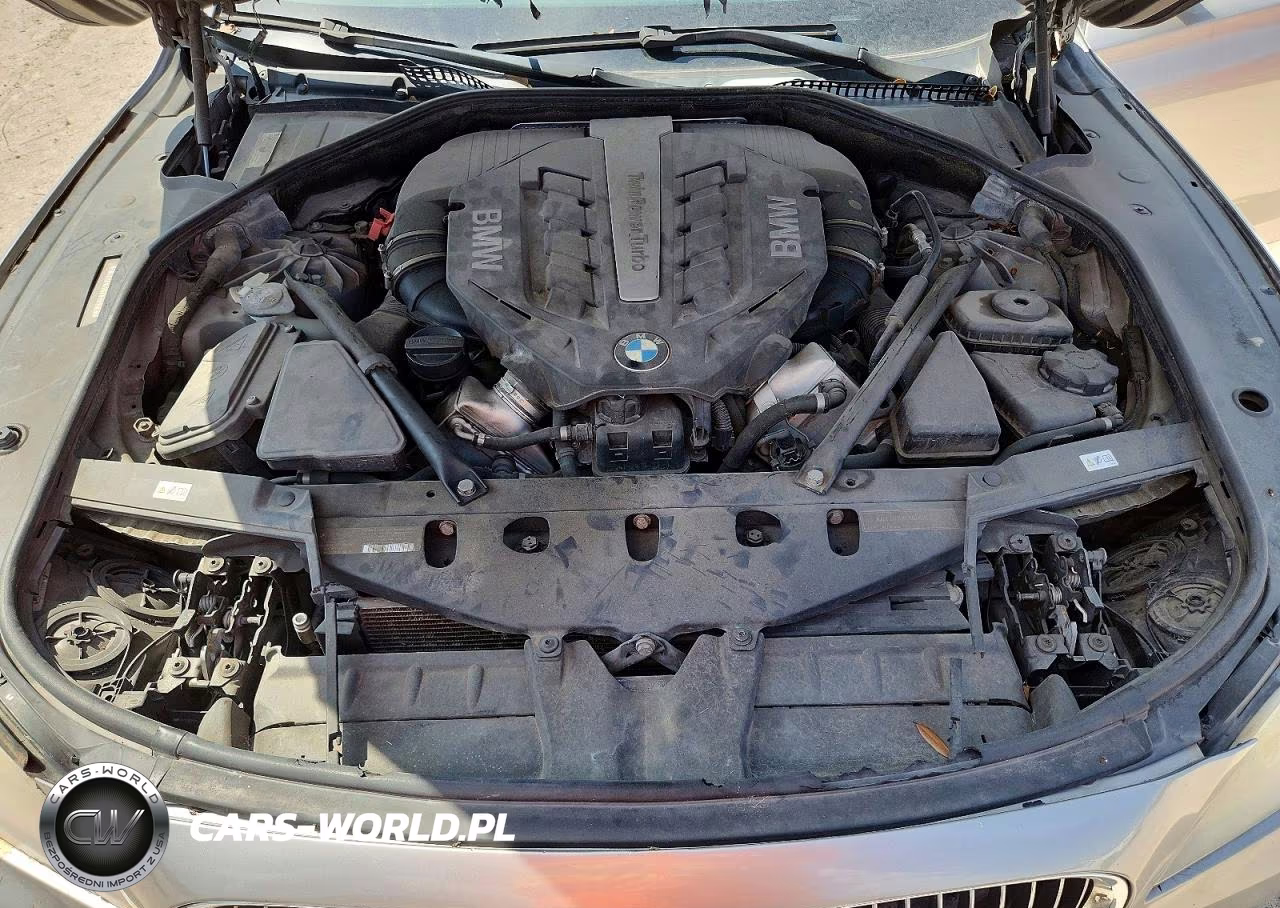 2012 BMW 750 Li VIN:WBAKB8C56CC964529 - 11