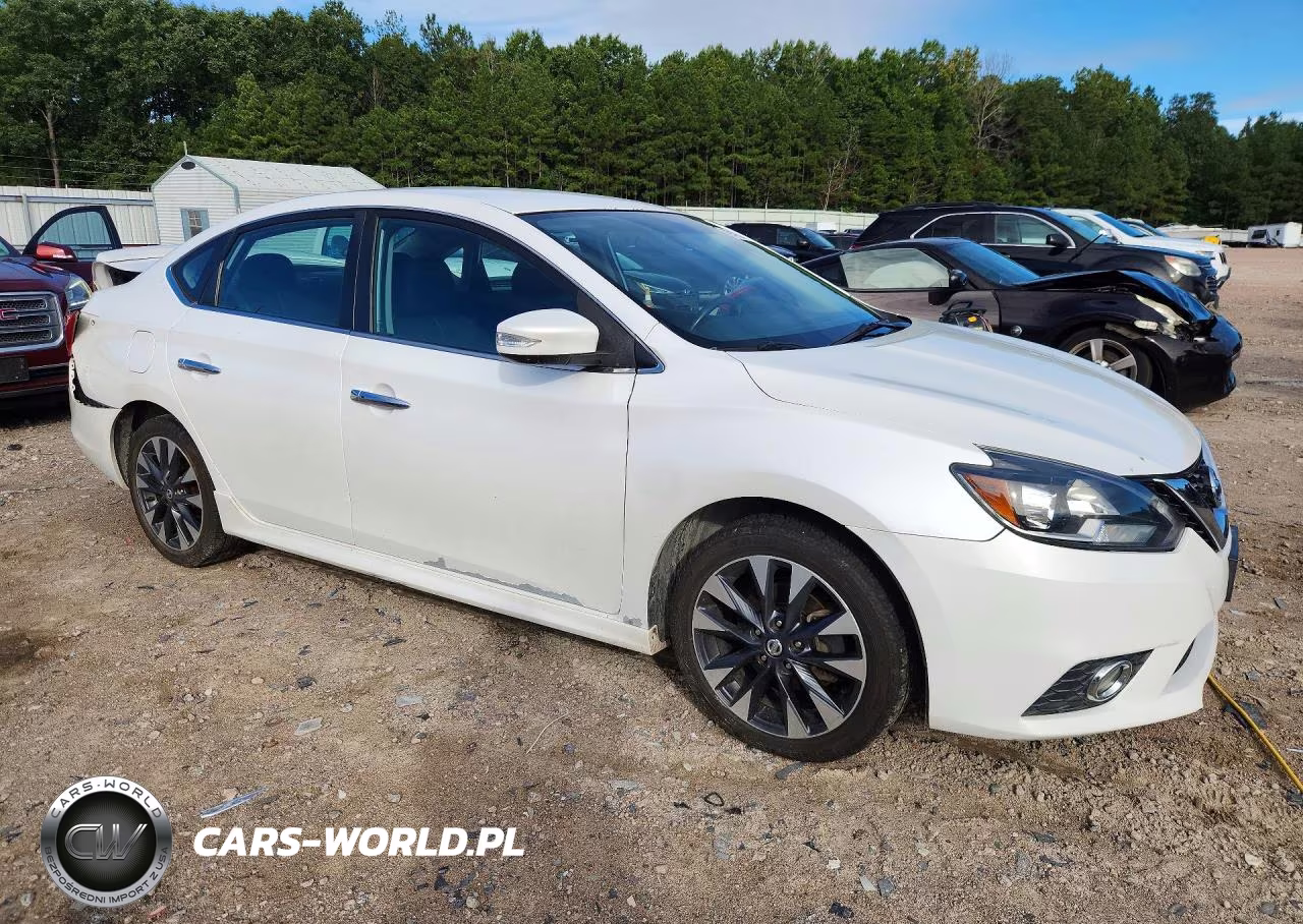 2018 Nissan Sentra Sr VIN:3N1AB7AP7JY216117 - 4