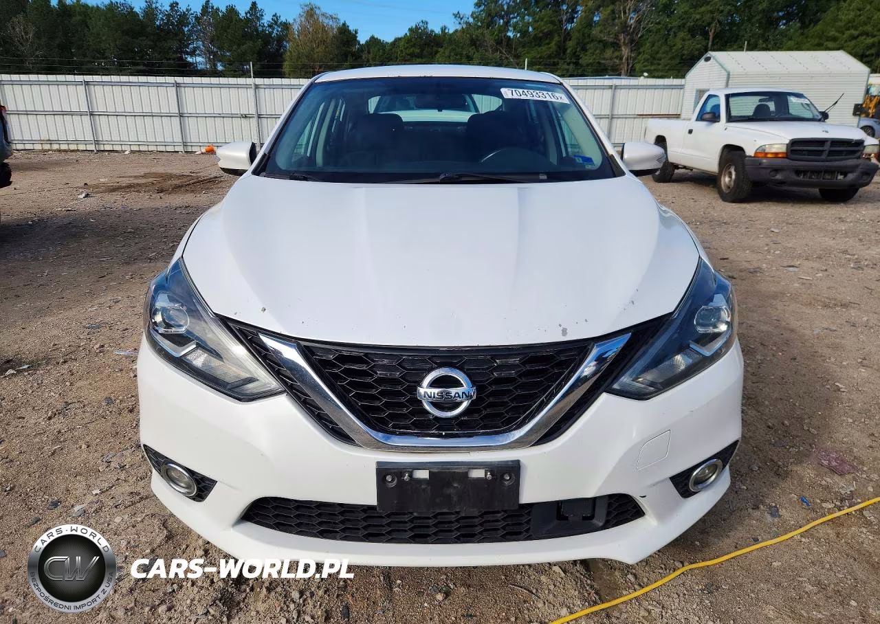 2018 Nissan Sentra Sr VIN:3N1AB7AP7JY216117 - 5