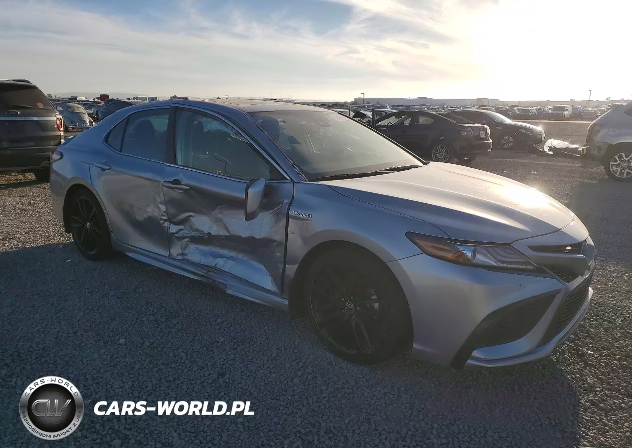 2021 Toyota Camry Xse VIN:4T1K31AK8MU549820 - 4