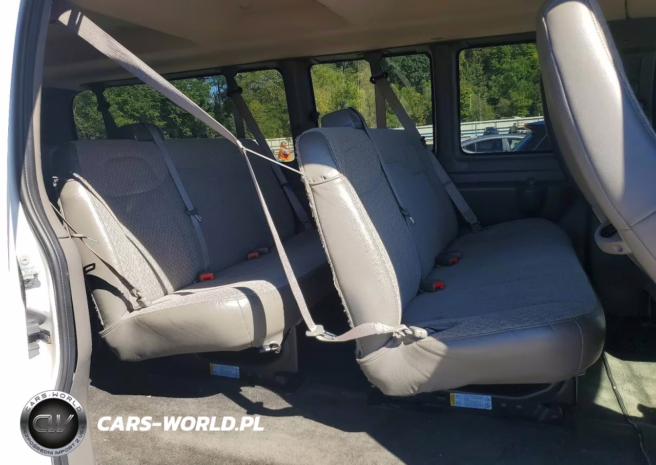 2019 Chevrolet Express G3500 Lt VIN:1GAZGPFG5K1210146 - 11