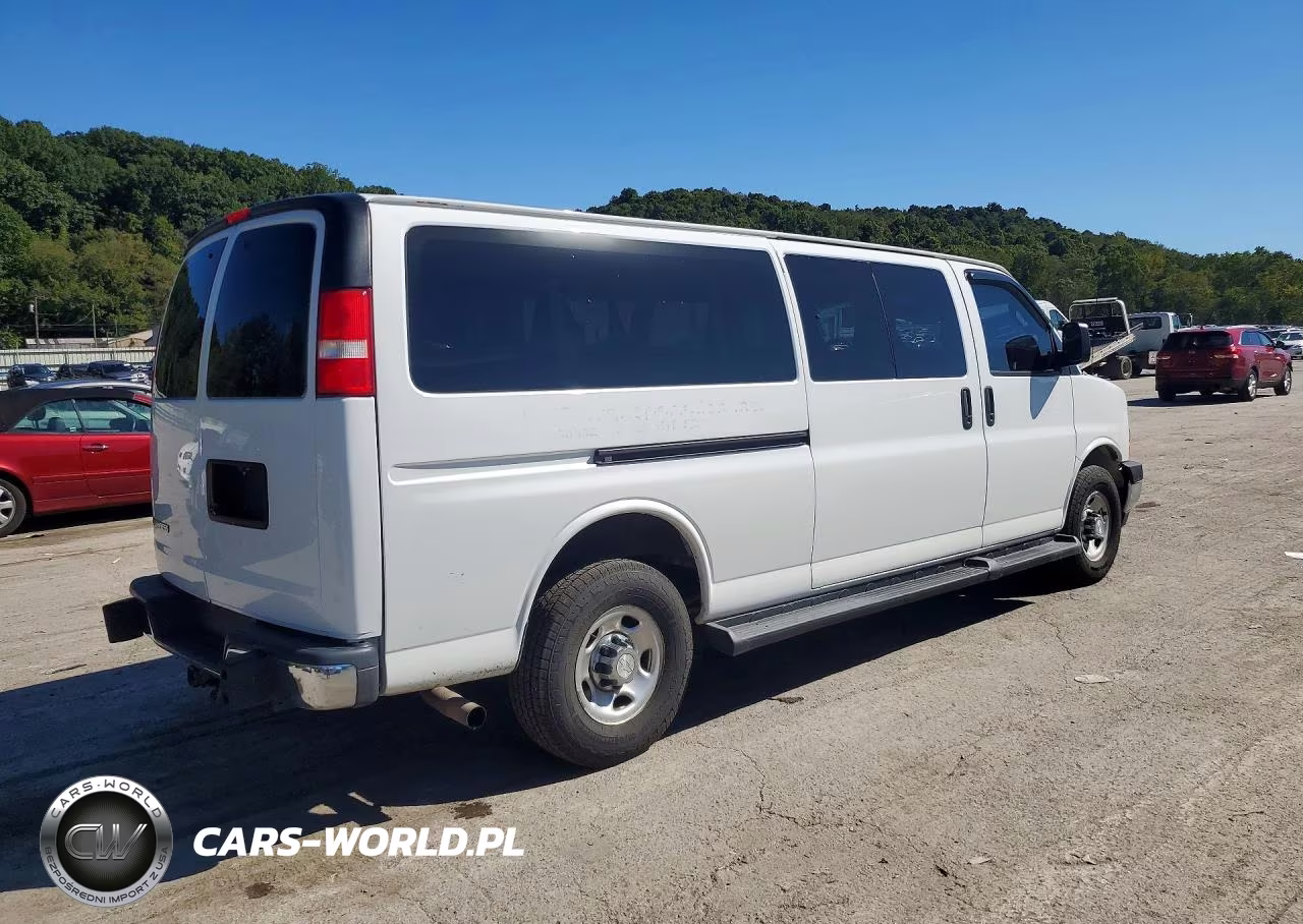 2019 Chevrolet Express G3500 Lt VIN:1GAZGPFG5K1210146 - 3