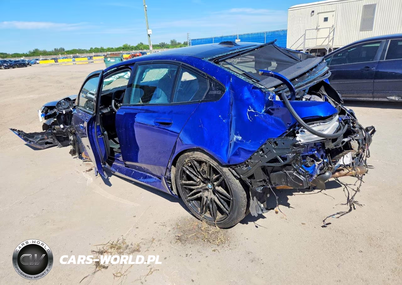 2027 BMW M5 VIN:WBS83FK07VCY08838 - 2