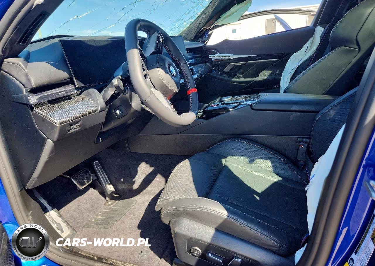 2027 BMW M5 VIN:WBS83FK07VCY08838 - 7