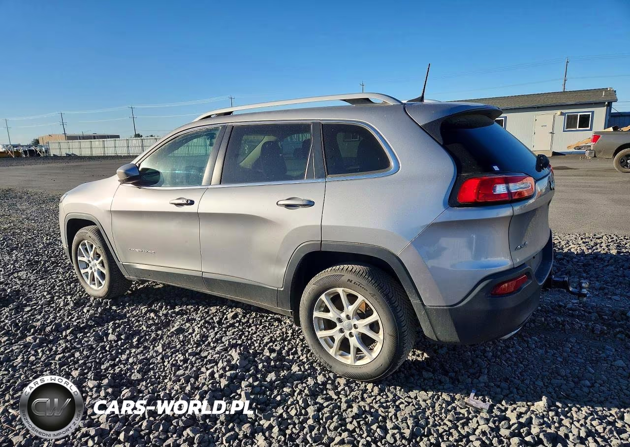 2017 Jeep Cherokee Latitude VIN:1C4PJMCS3HW648277 - 2