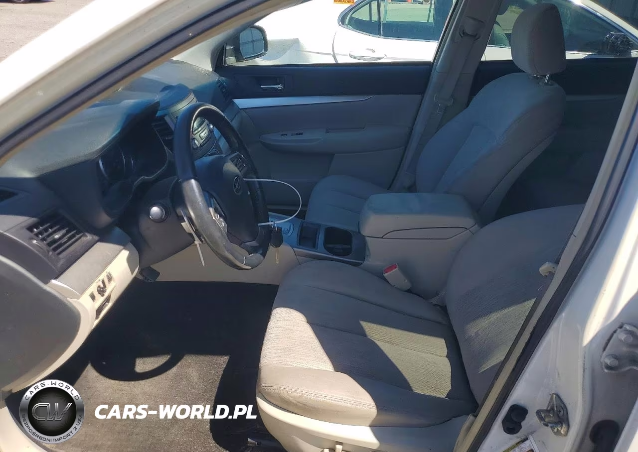 2013 Subaru Outback 2.5I Premium VIN:4S4BRCBC1D3319706 - 7