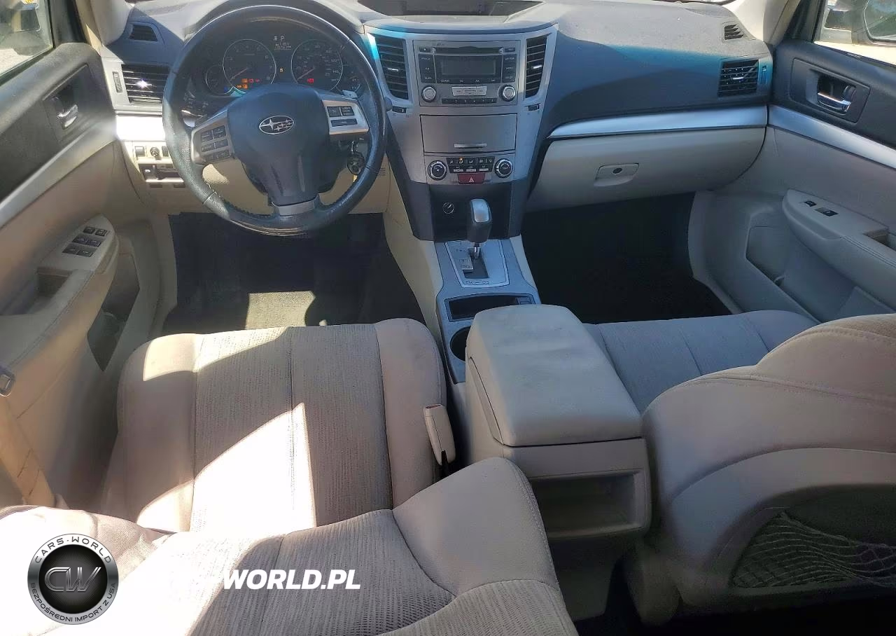 2013 Subaru Outback 2.5I Premium VIN:4S4BRCBC1D3319706 - 8