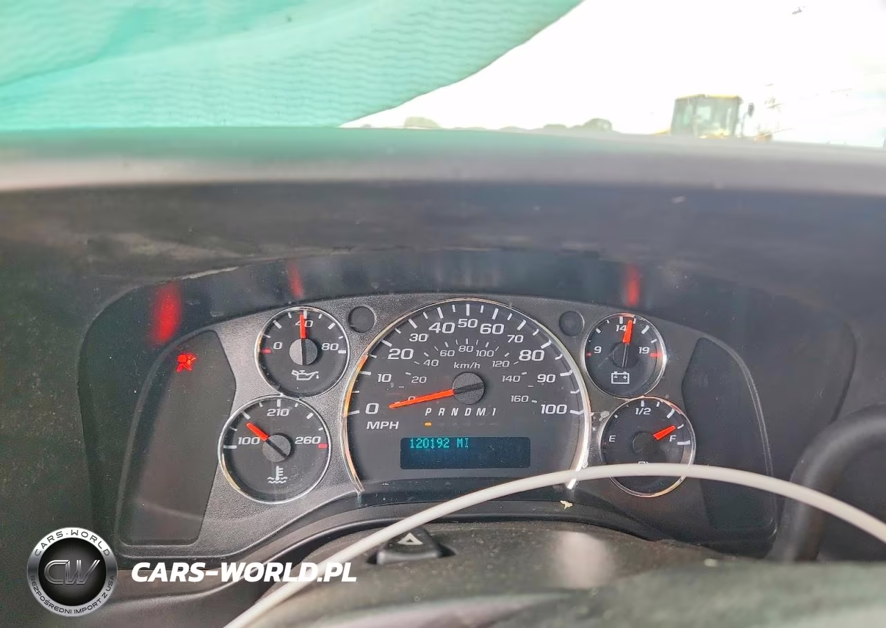 2020 GMC Savana G2500 VIN:1GTW7AFB7L1163778 - 9