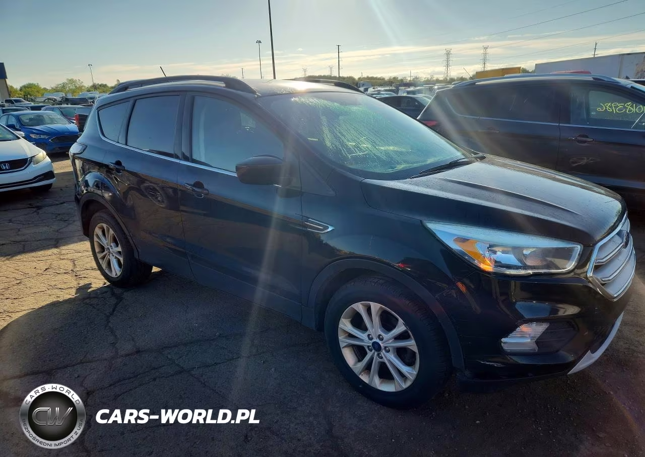 2018 Ford Escape Se VIN:1FMCU0GD1JUA52284 - 4