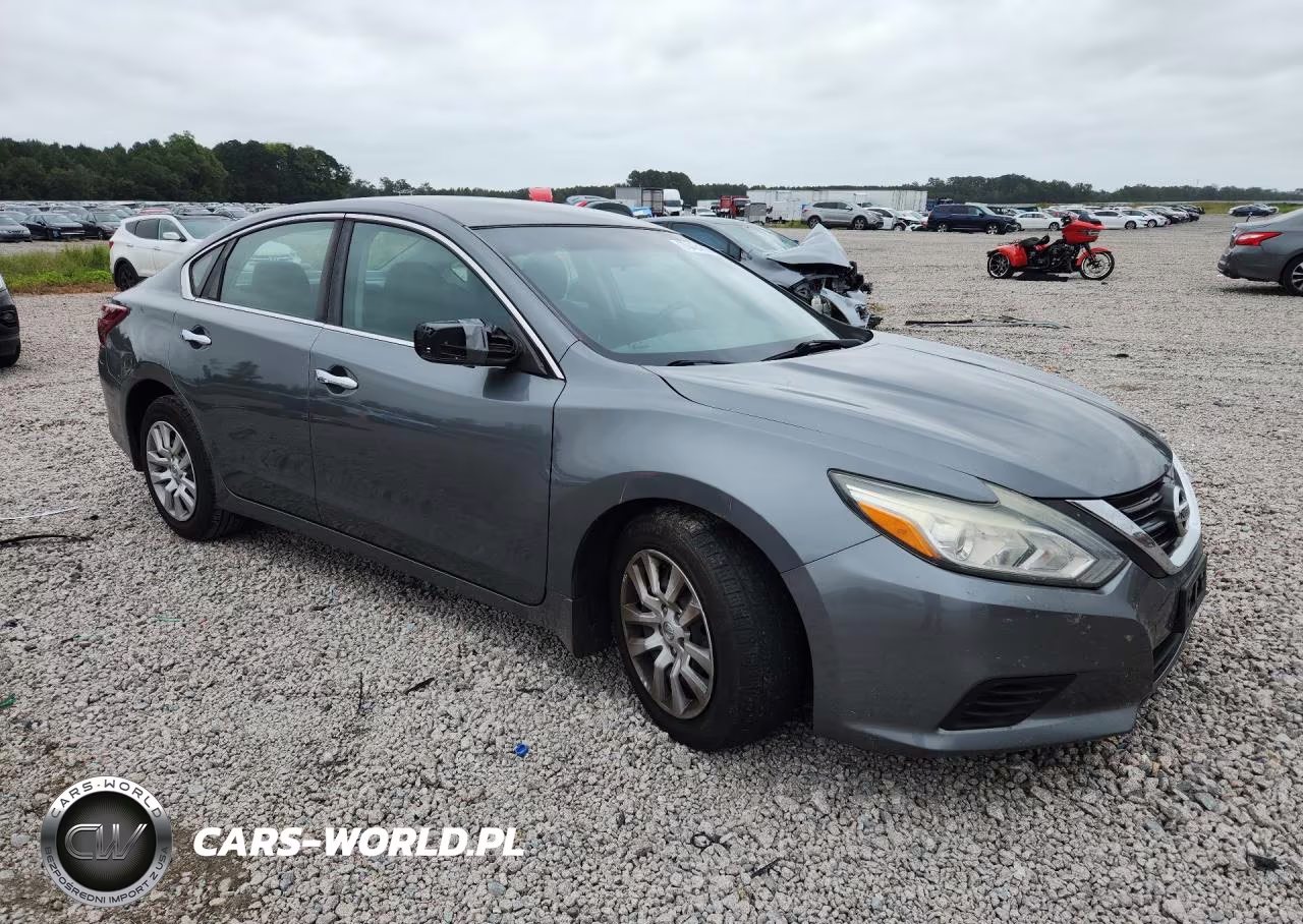 2017 Nissan Altima 2.5 S VIN:1N4AL3AP8HC297866 - 4