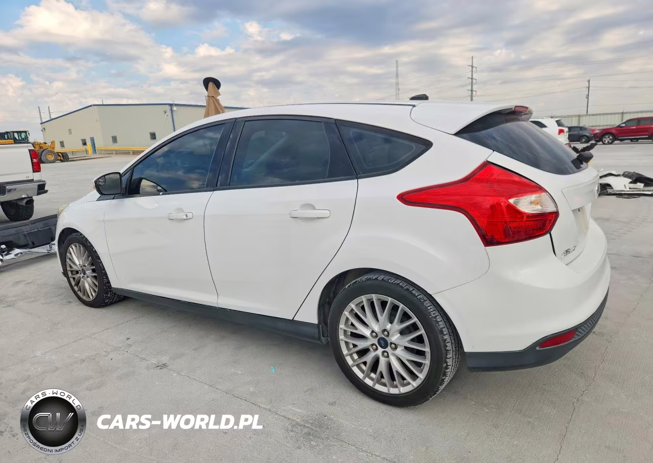 2013 Ford Focus Se VIN:1FADP3K27DL285500 - 2