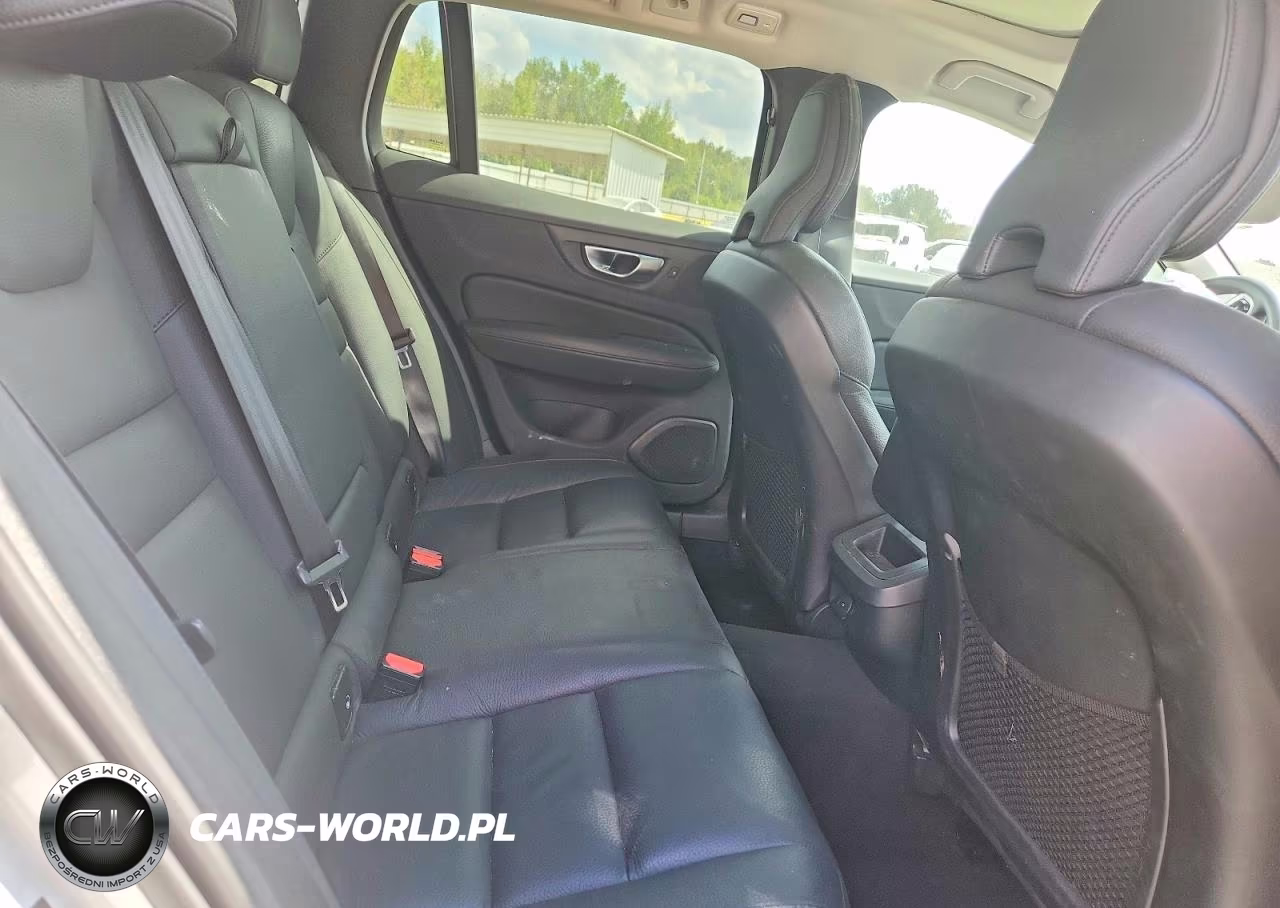 2024 Volvo V60 Cross Country Plus VIN:YV4L12WY0R2139966 - 10