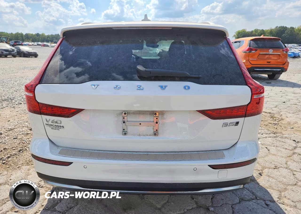 2024 Volvo V60 Cross Country Plus VIN:YV4L12WY0R2139966 - 6