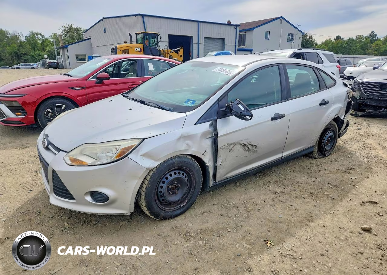 2013 Ford Focus S VIN:1FADP3E27DL118680 - 1