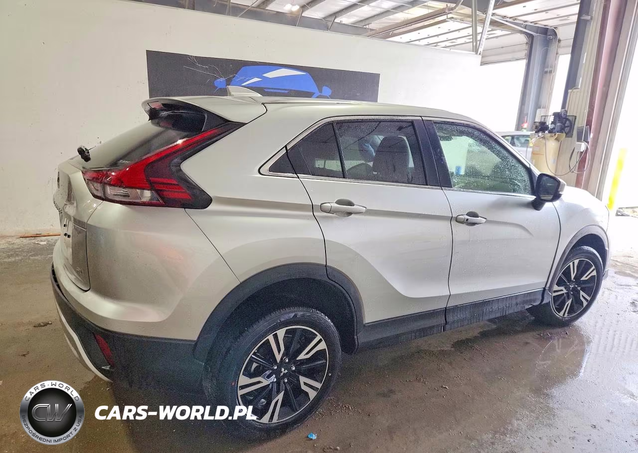 2025 Mitsubishi Eclipse Cross Se VIN:JA4ATWAA9TZ035457 - 3