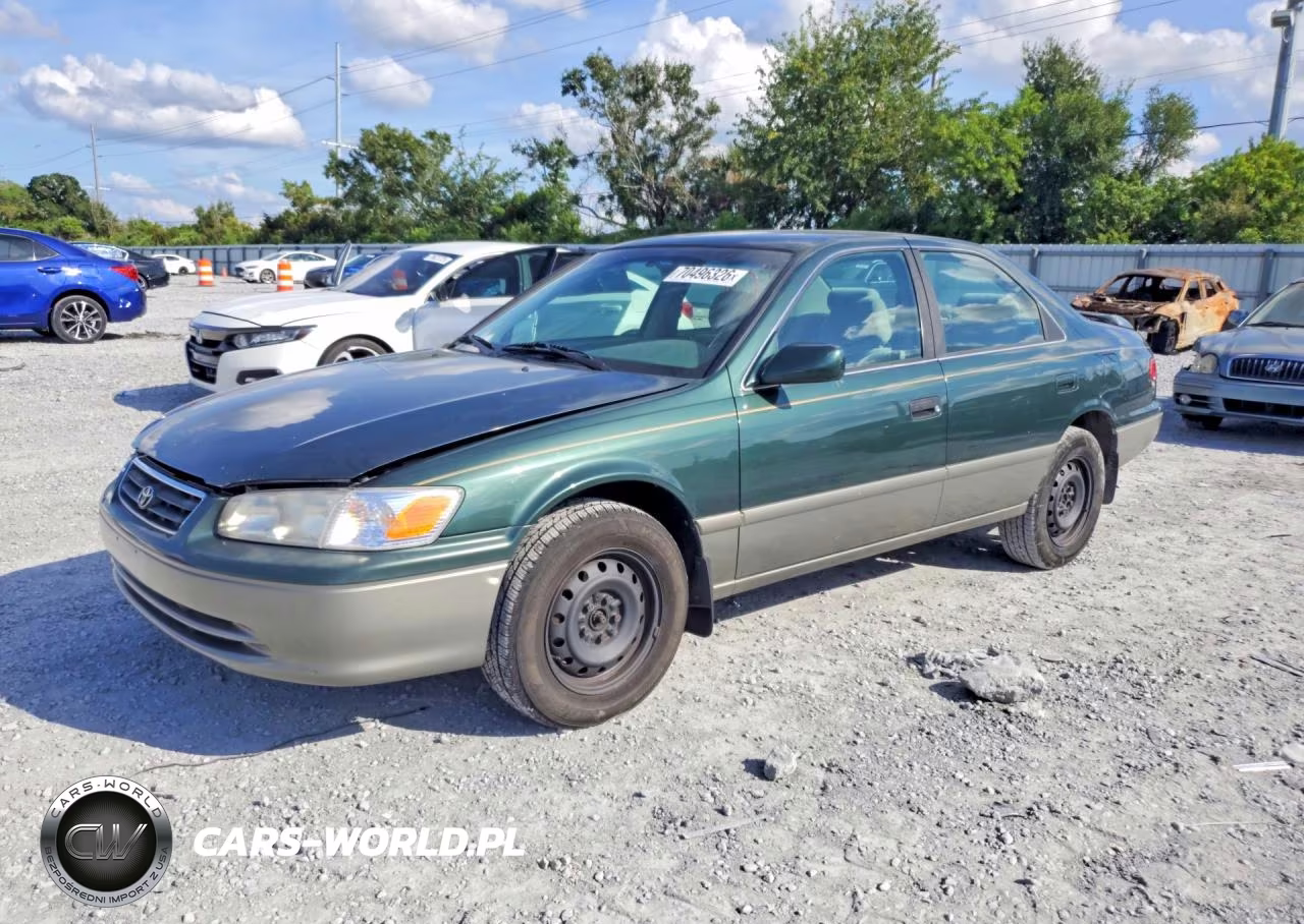 2000 Toyota Camry Le