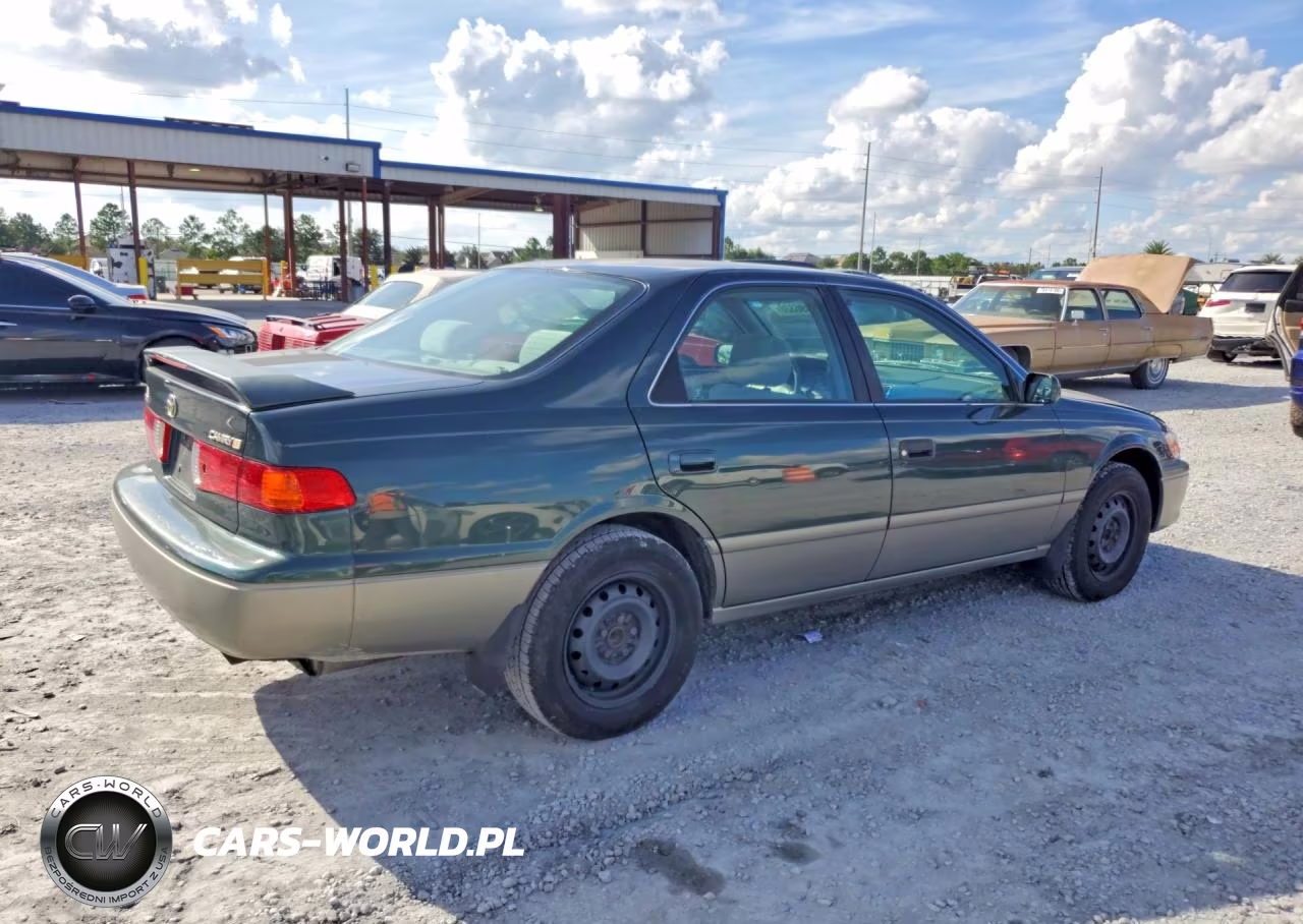 2000 Toyota Camry Le VIN:4T1BG22K3YU962467 - 3
