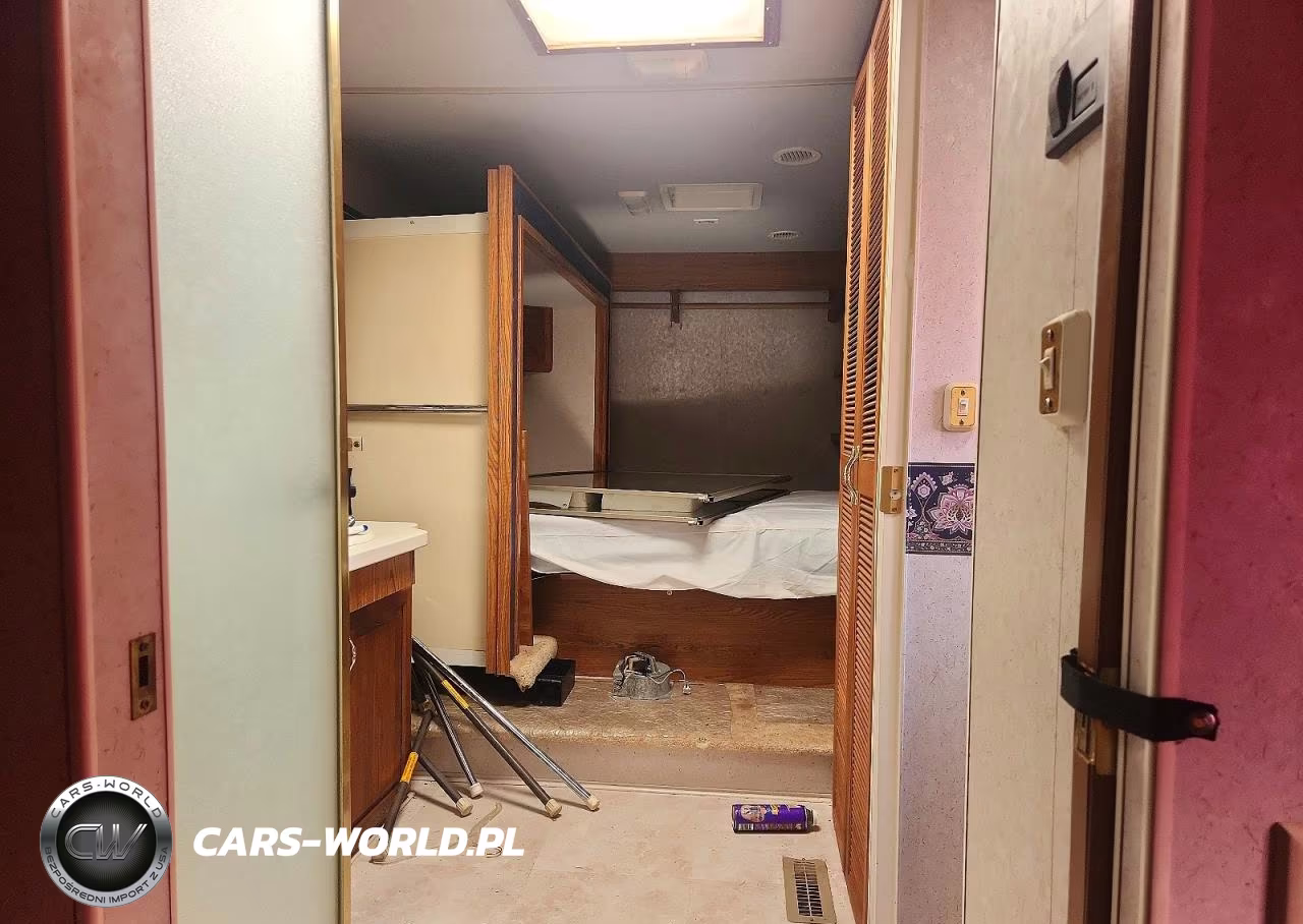 1999 Avion Westport Camper VIN:1EM5W3625X9315662 - 5
