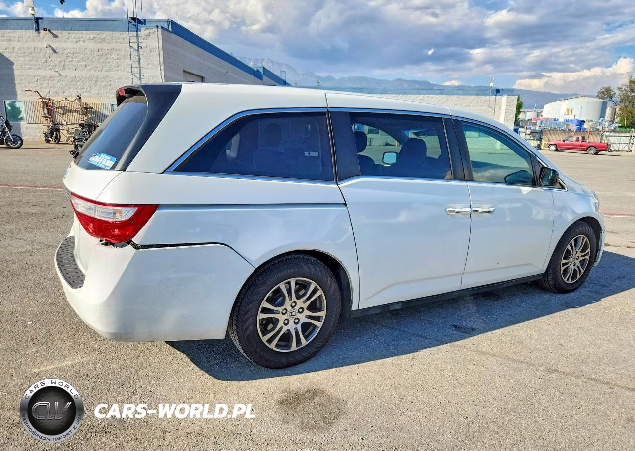 2013 Honda Odyssey Exl VIN:5FNRL5H65DB021759 - 3