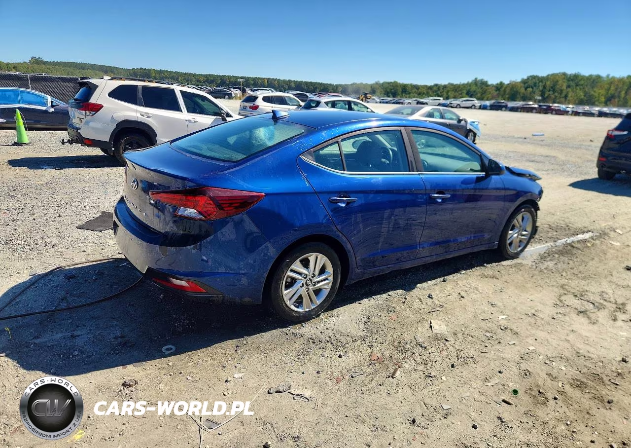 2019 Hyundai Elantra Sel VIN:5NPD84LF4KH409979 - 3