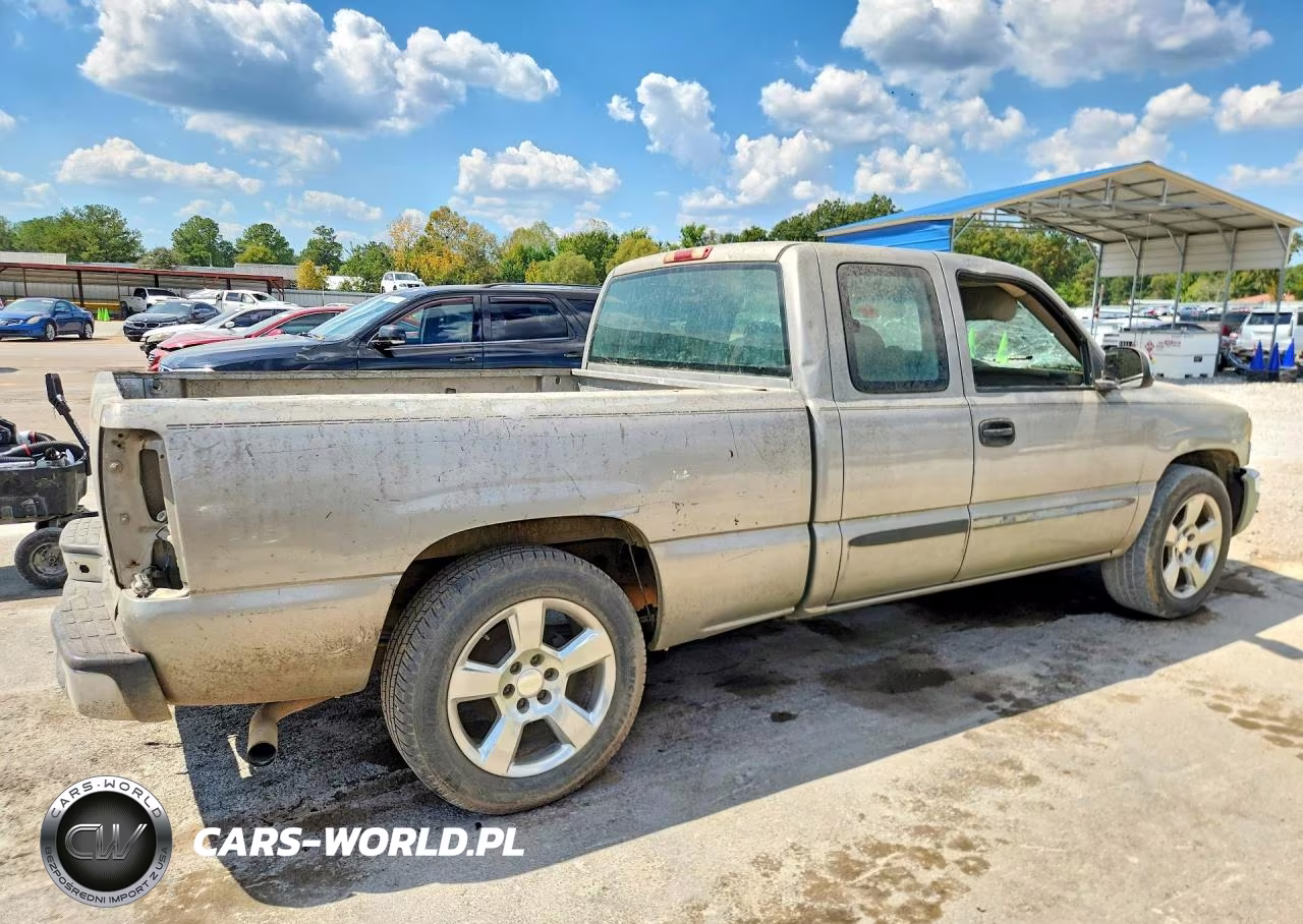 2003 GMC New Sierra C1500 VIN:2GTEC19X731244093 - 3