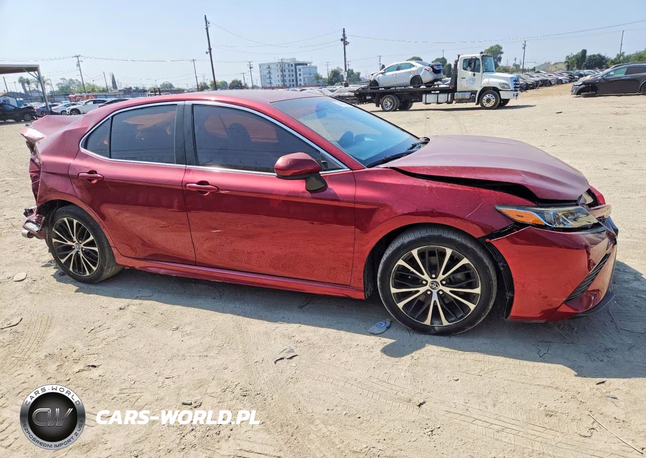 2018 Toyota Camry Se VIN:4T1B11HK0JU617342 - 4