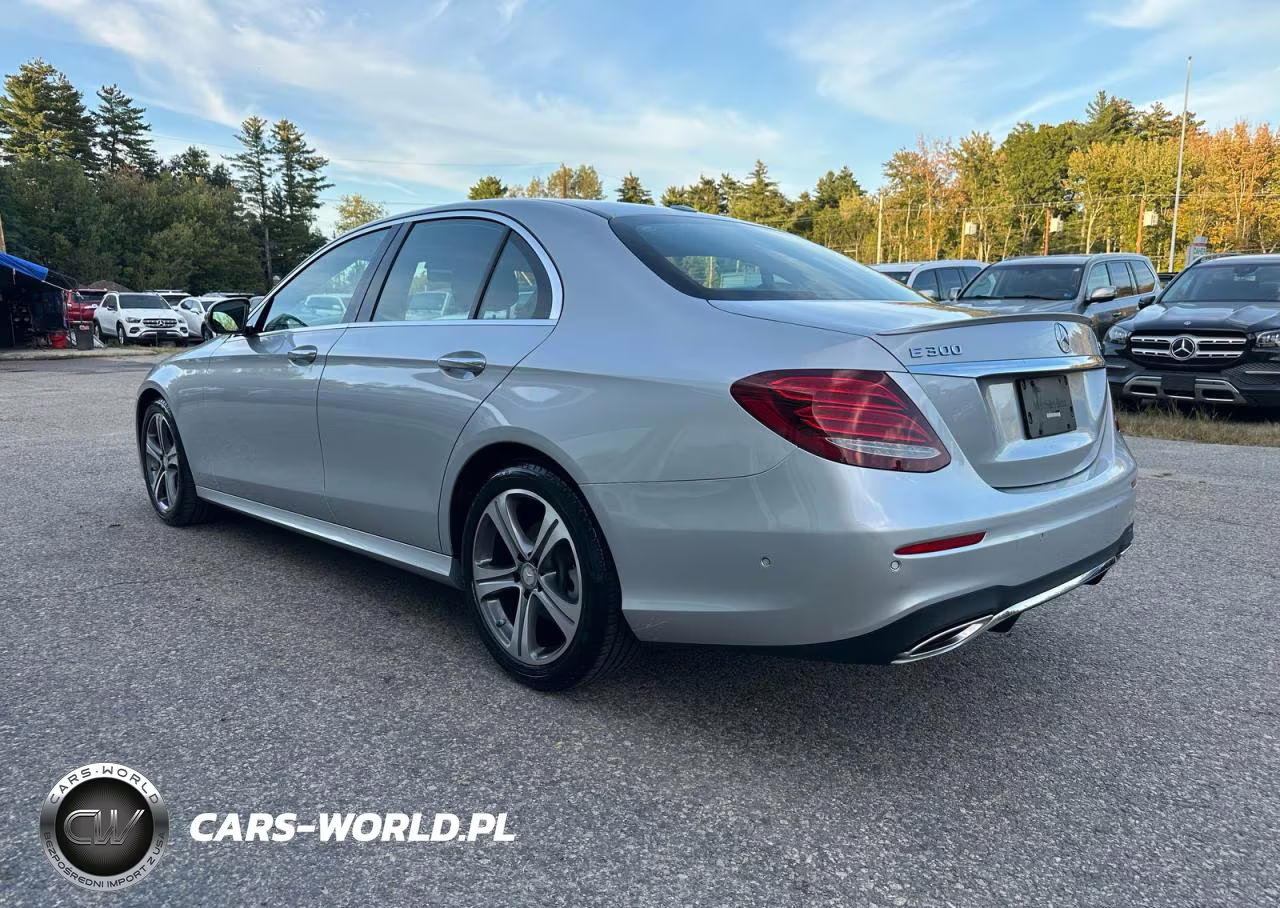 2017 Mercedes-Benz E 300 4Matic VIN:WDDZF4KB3HA110385 - 3