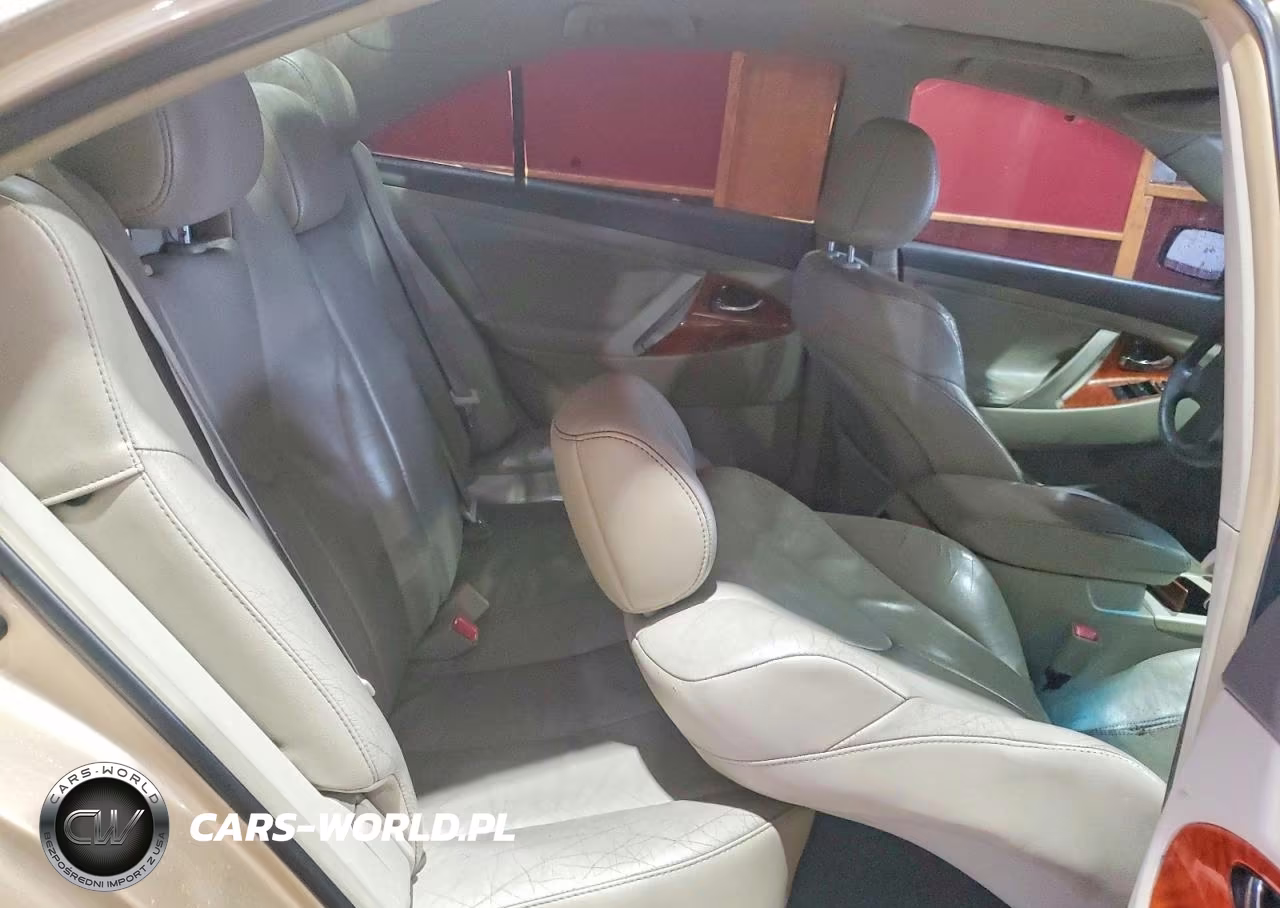 2010 Toyota Camry Xle VIN:4T4BF3EK3AR071918 - 10