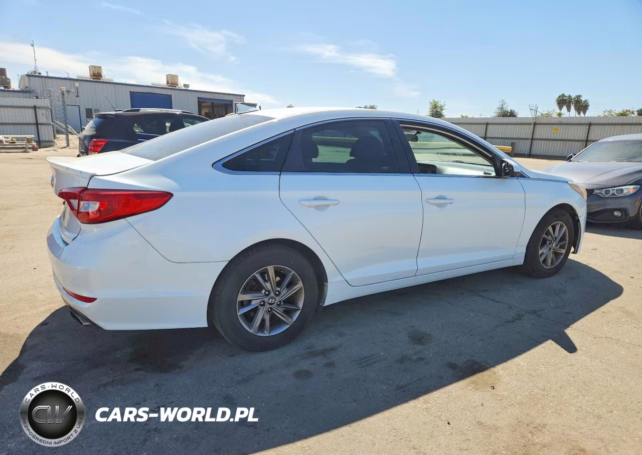 2016 Hyundai Sonata Se VIN:5NPE24AF7GH397861 - 3