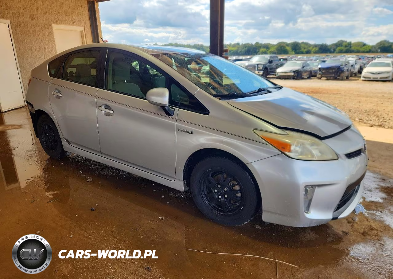 2013 Toyota Prius Three VIN:JTDKN3DU4D5578961 - 4