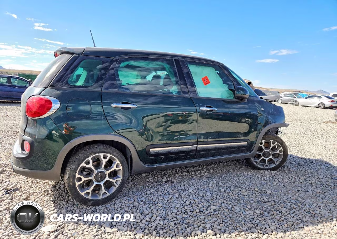 2017 Fiat 500L Trekking VIN:ZFBCFADH6HZ040126 - 3