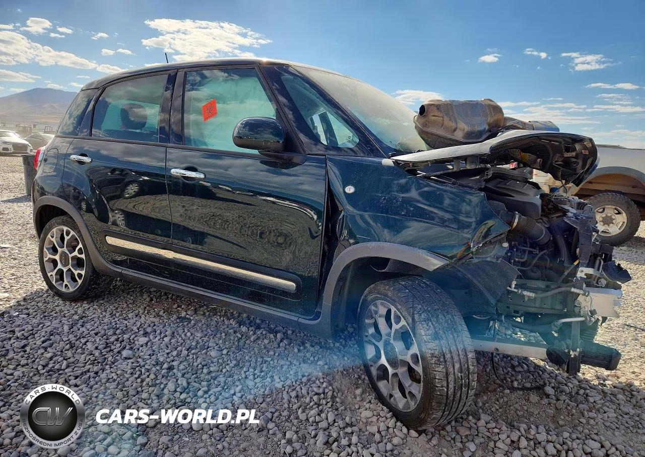 2017 Fiat 500L Trekking VIN:ZFBCFADH6HZ040126 - 4