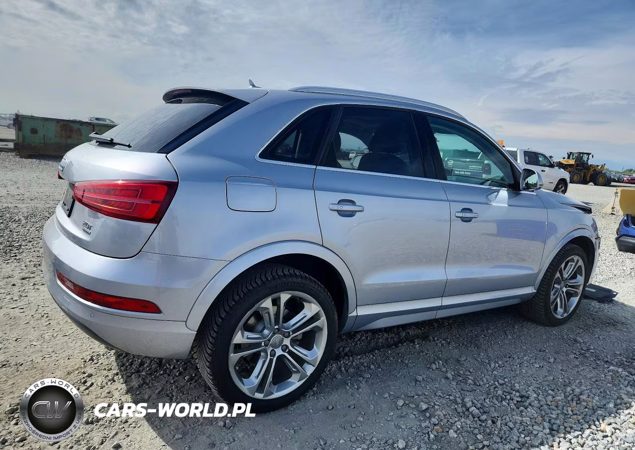 2016 Audi Q3 Premium Plus VIN:WA1EFCFS6GR001409 - 3