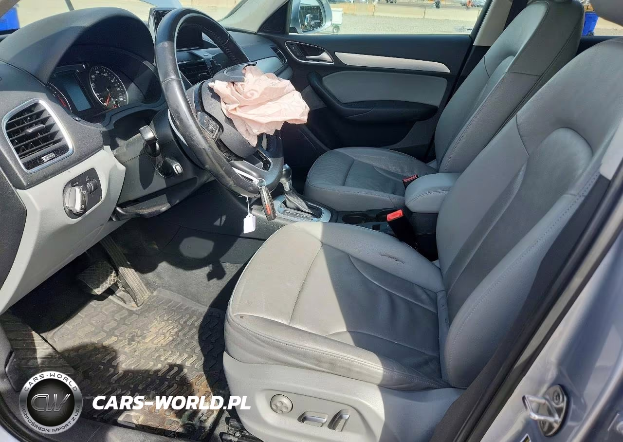2016 Audi Q3 Premium Plus VIN:WA1EFCFS6GR001409 - 7
